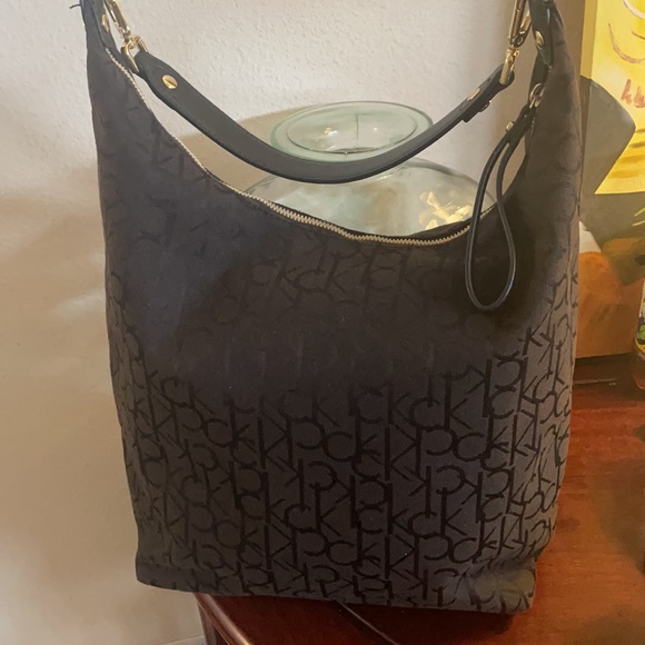Calvin Klein Hobo Bag - Picture 2 of 9
